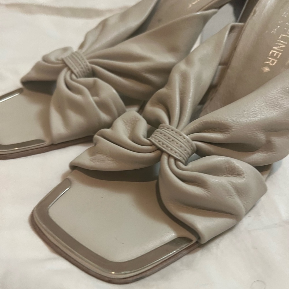 Donald J Pliner “ Couture “ Leather heeled mules